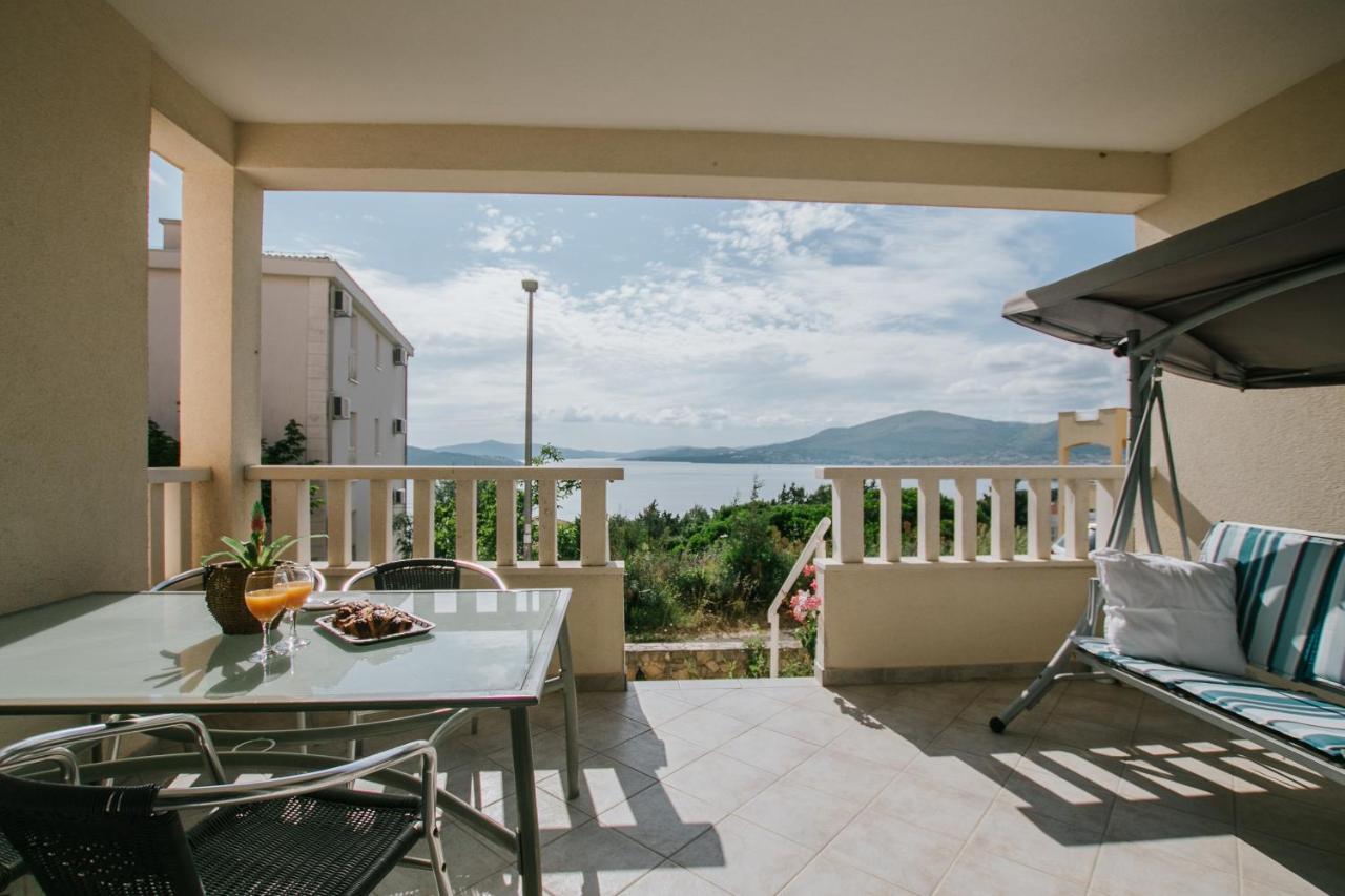 Apartman Sunny Apartment Trogir Ngoại thất bức ảnh